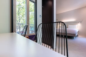 Habitació triple superior | Habitacions insonoritzades, wifi gratuïta i roba de llit