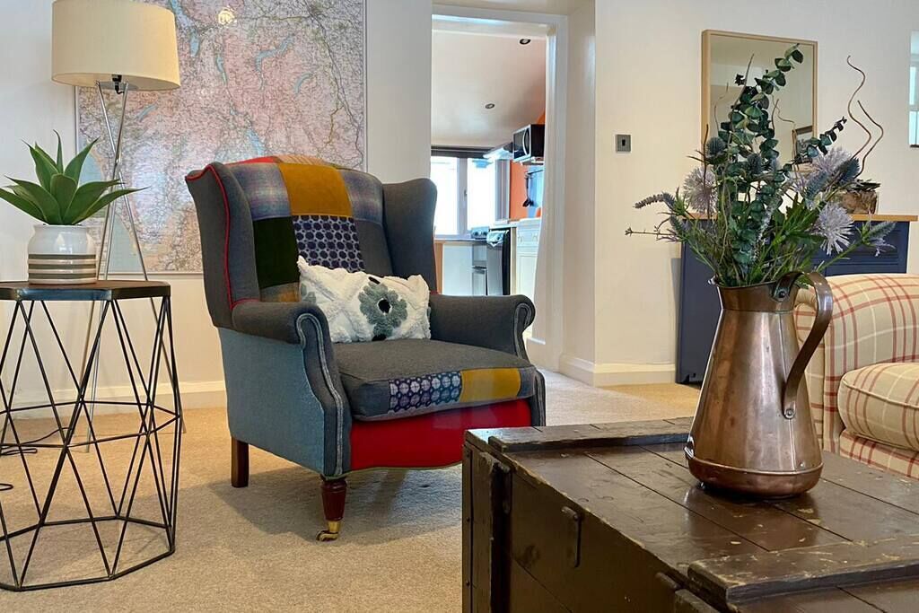 Cosy Lakes Cottage Central Ambleside. Pets Allowed