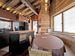 Dining - Elegant Chalet with Panoramic Views, Near Pistes, Sleeps 8 (Courchevel 1850)