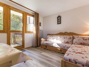 Télévision à écran plat