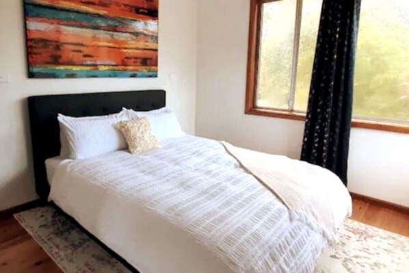 3 Schlafzimmer, Bügeleisen/Bügelbrett, WLAN, Bettwäsche