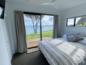 2 bedrooms, in-room safe, iron/ironing board, free WiFi