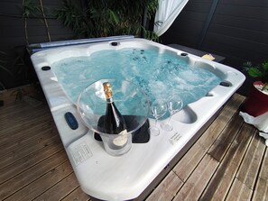 室外 SPA 浴缸