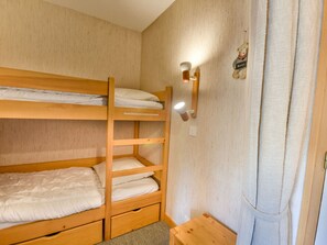 1 bedroom
