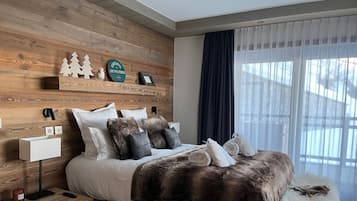 4 slaapkamers, een kluis op de kamer, een strijkplank/strijkijzer