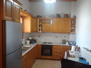 Villa | Private kitchen | Fridge, microwave, oven, stovetop - Traditional Luxury Villa in Fres (Apokoronas)