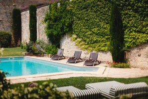 Outdoor pool - Magnifique Gite en Pleine Nature (Vouhé)