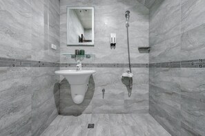 Double Room | Bathroom | Shower, hair dryer, slippers, towels