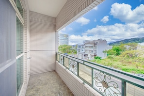 View from room - Taitung Knock Knock Smart Stay (Taitung)