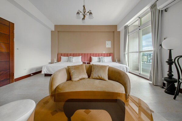 Free WiFi, bed sheets - Taitung Knock Knock Smart Stay (Taitung)