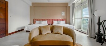 Taitung Knock Knock Smart Stay