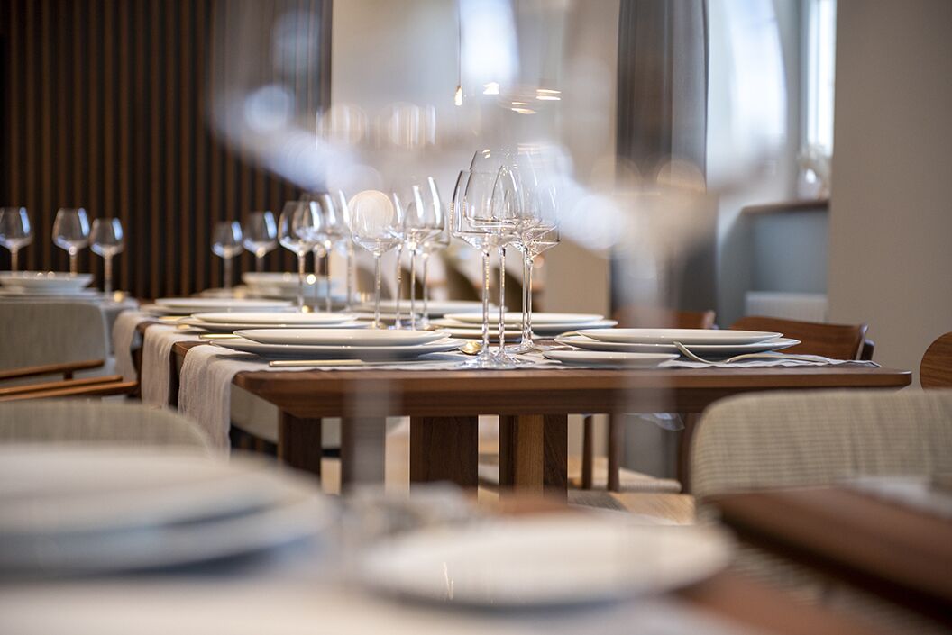 บริการอาหารกลางวันและอาหารเย็น