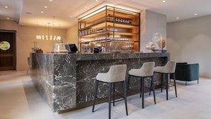 Bar (on property) - Château de Wallerand (Vireux-Wallerand)