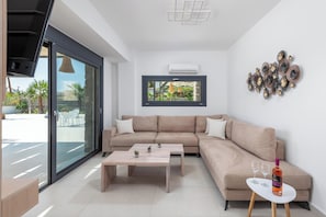 Smart-TV, Tischtennisplatte