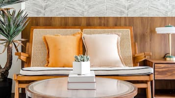 Bureau, Wi-Fi gratuit, draps fournis