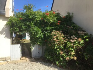 Enceinte de lâhĂ©bergement