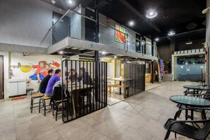 Restaurant - Infiniti Hotel (Jakarta)