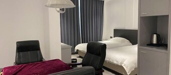 Chenxin Business Hotel