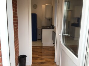 Interior - High-end two bedroom bungalow with onsite parking (London)