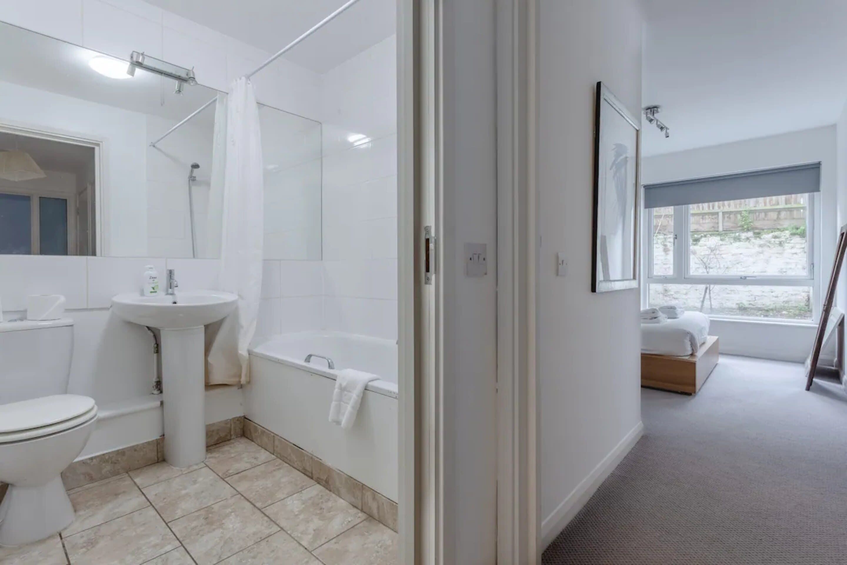 Spacious 1 Bed Apartment Near Shoreditch Park