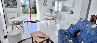 Maison Charmante à 250 Mètres de la Plage de Port Lin