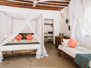 Cuna de viaje, wifi gratis y ropa de cama