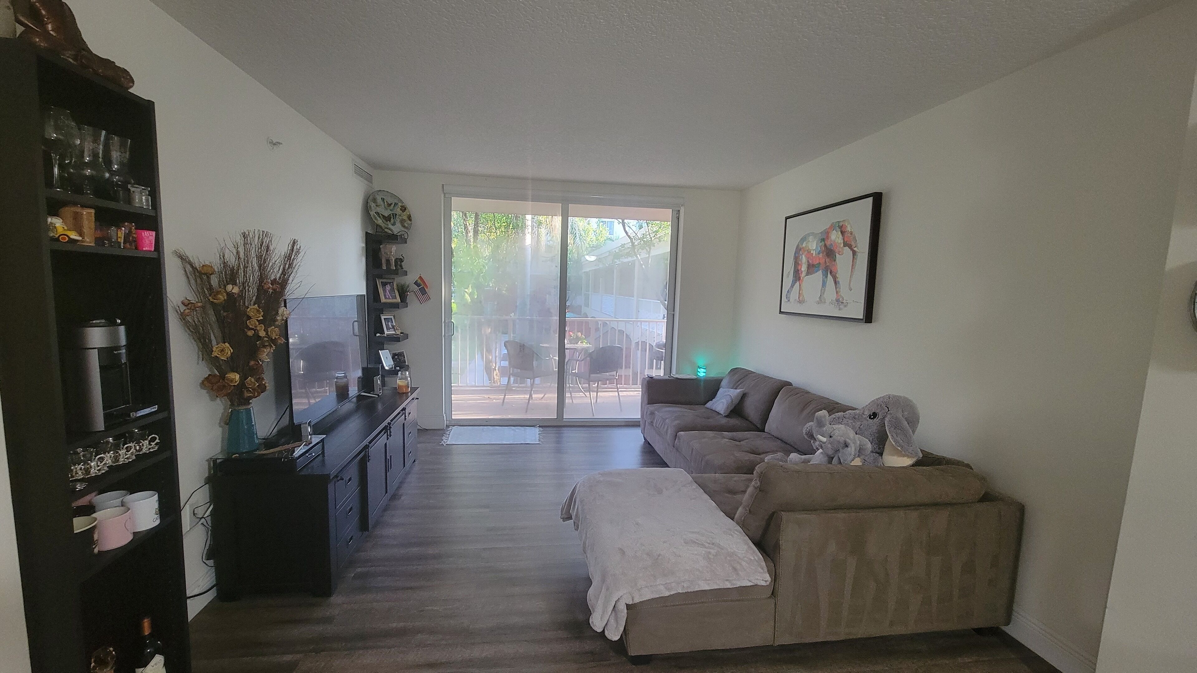 Miami Lakes Bed & Breakfast cozy with all you need to stay