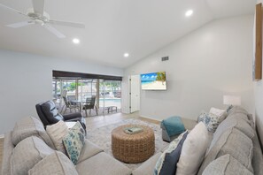 TV, table tennis - Direct Boating Access Home | Pool/Spa & Billiards (Marco Island)