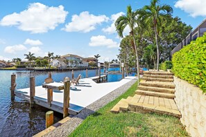 Property grounds - Direct Boating Access Home | Pool/Spa & Billiards (Marco Island)