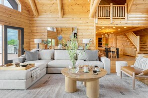 Smart TV y chimenea