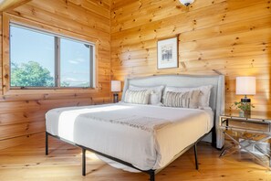4 habitaciones, cuna de viaje, wifi gratis y ropa de cama