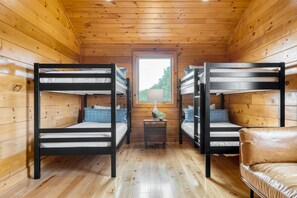 4 chambres, lit parapluie, Wi-Fi gratuit, draps fournis