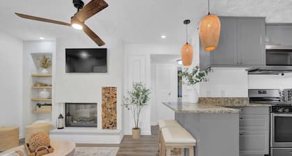 Near downtown Attractions, Wifi, Free Parking, Business Ready