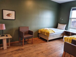 Bureau, Wi-Fi gratuit, draps fournis