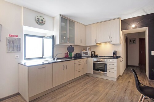 Villa 'Casa Centenária' with Terrace & Wi-Fi