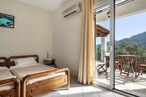 1 bedroom, free WiFi, bed sheets