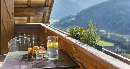 Apartment Häuslerhof Tilia with Mountain View, Balcony & Wi-Fi