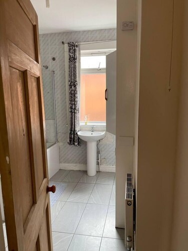 1 Bedroom Flat - Aylestone Road Leicester