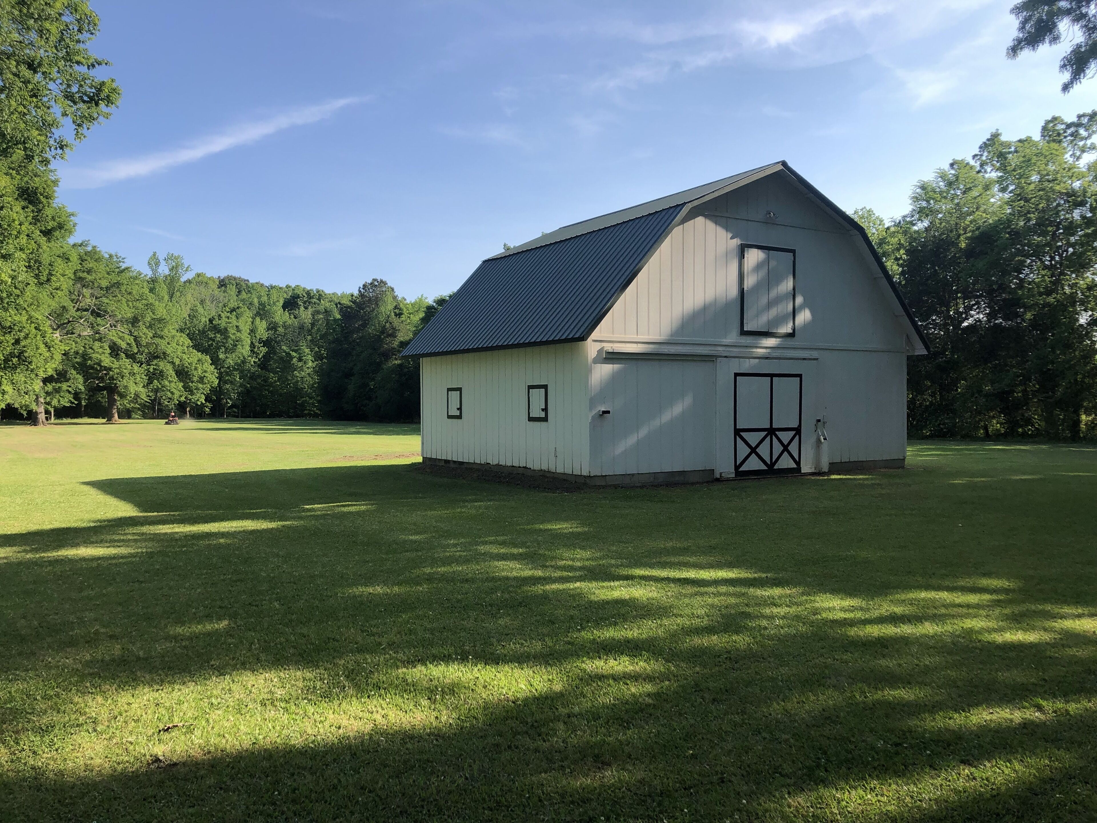 Alabama Country Estate on 27 acres with private pool