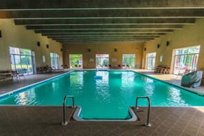 Piscina coperta, una piscina riscaldata