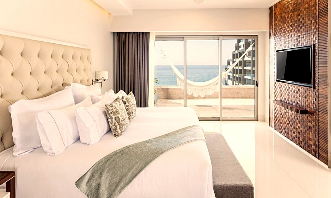 1 Bedroom Suite with Ocean View