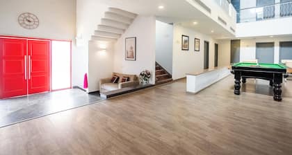 Enkay Residency Sector 15