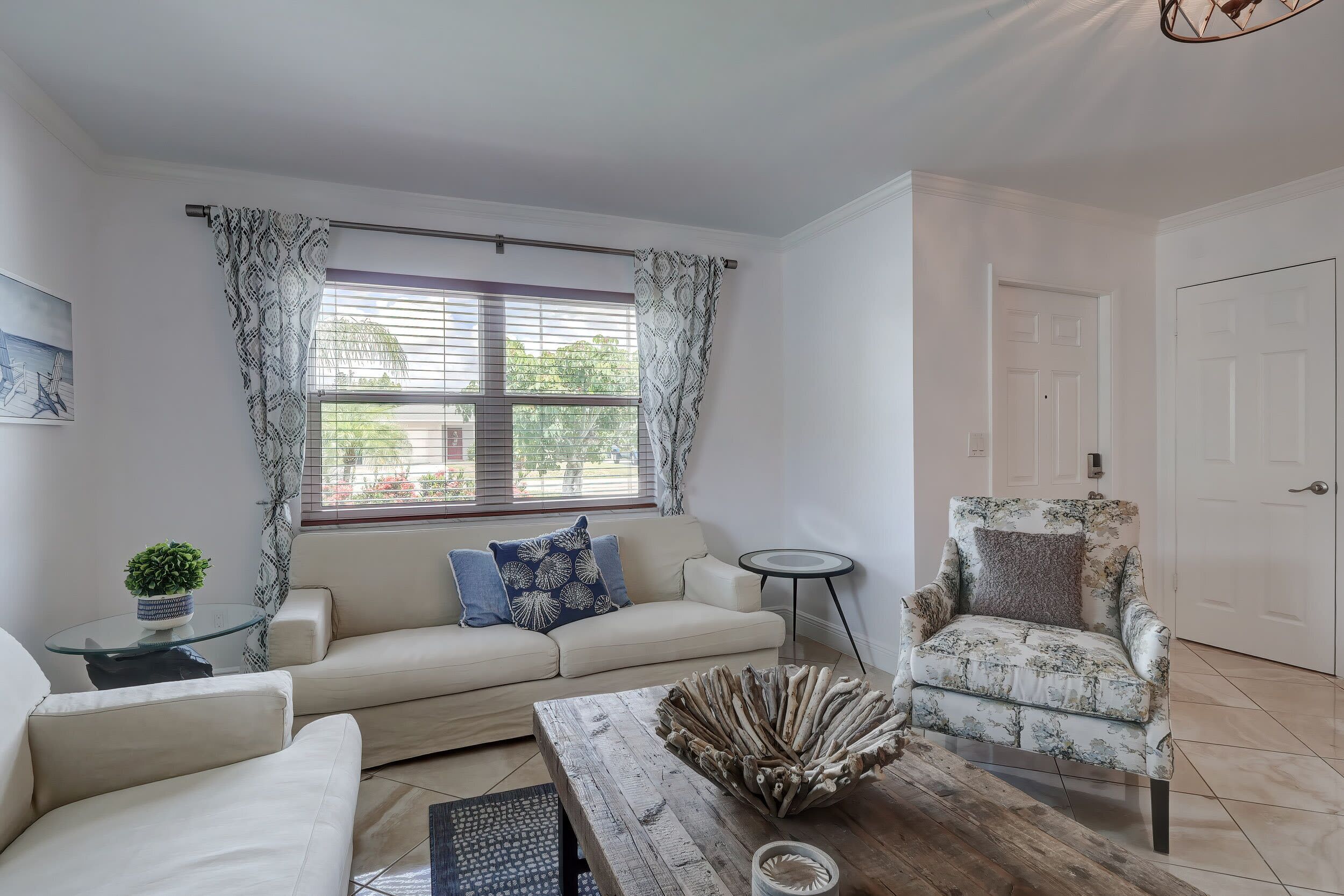 Quaint Florida Getaway Near Vanderbilt Beach