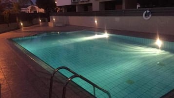Appartement | Zwembad | Een buitenzwembad