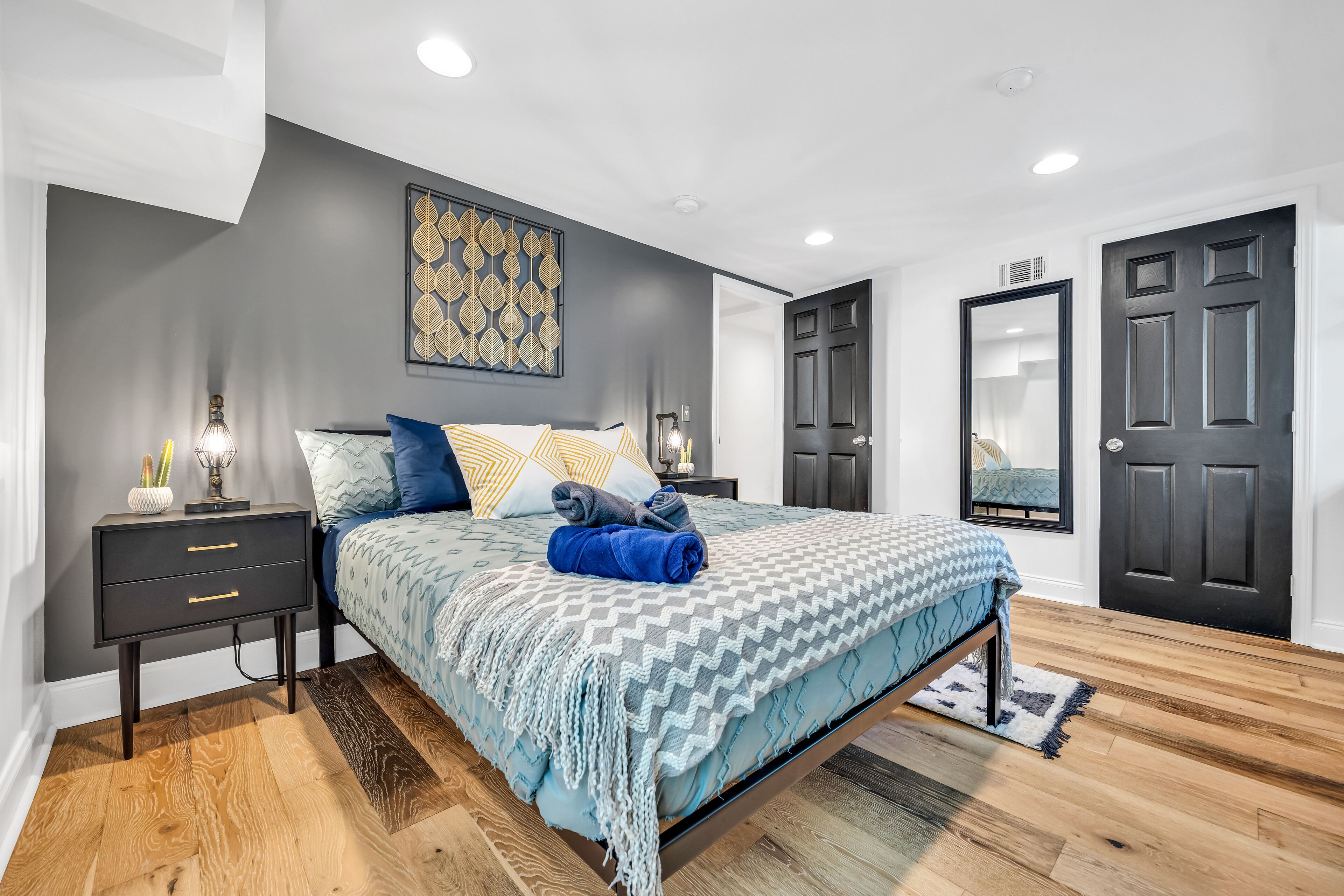 4 chambres, fer et planche à repasser, Wi-Fi gratuit, draps fournis