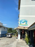 Free self parking