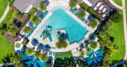 12Bed Vacation Mansion For 30Guests. Prime Disney Location, Amazing Value!