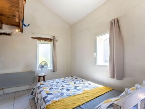1 bedroom, free internet