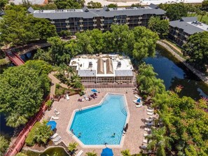 Pool - Park Shore Resort-Deluxe Top Floor, BLDGE#332 (Park Shore Resort)