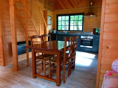 Chalet Cottage AU Pied DE LA Foret
